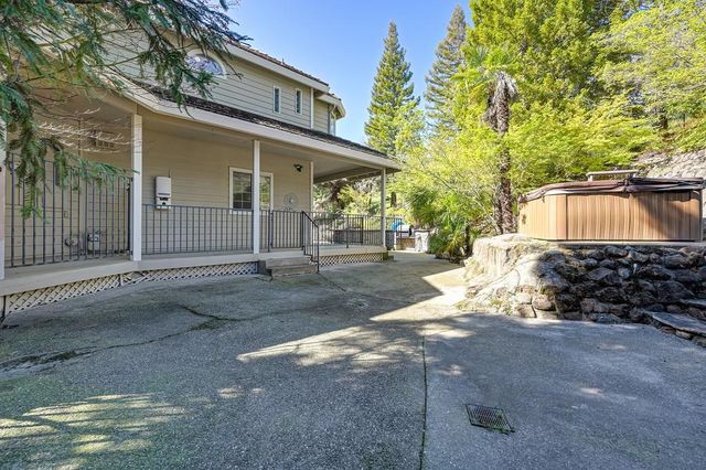 3966 Rawhide Rd, Rocklin, CA 95677