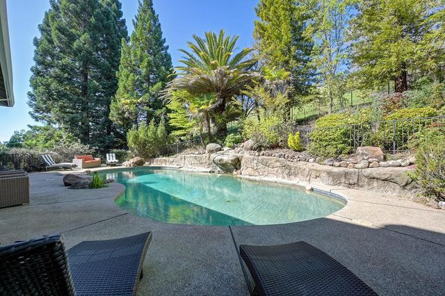 3966 Rawhide Rd, Rocklin, CA 95677