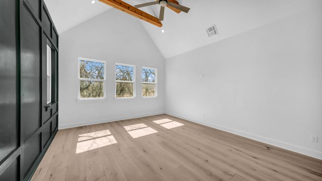 265 Sugartree Circle, Lipan, TX 76462