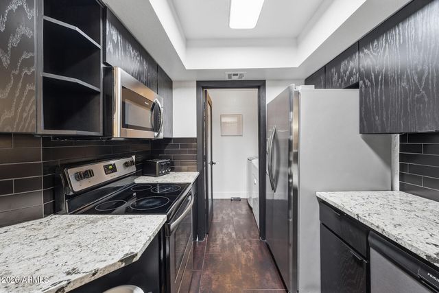 5104 N 32ND Street 324, Phoenix, AZ 85018