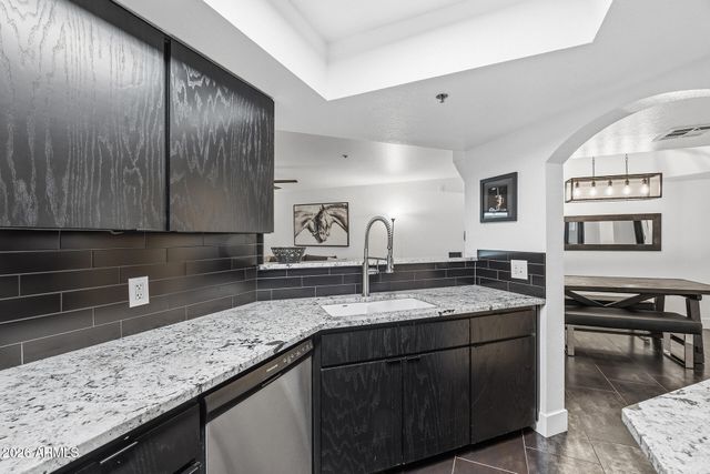 5104 N 32ND Street 324, Phoenix, AZ 85018