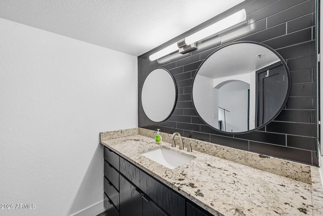 5104 N 32ND Street 324, Phoenix, AZ 85018