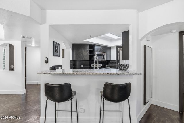 5104 N 32ND Street 324, Phoenix, AZ 85018