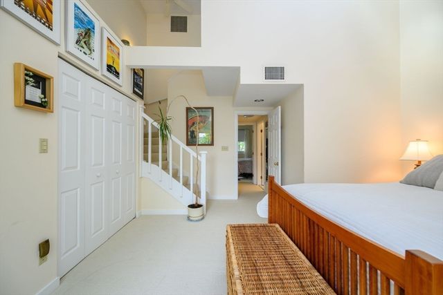 24 School St. A, Hull, MA 02045