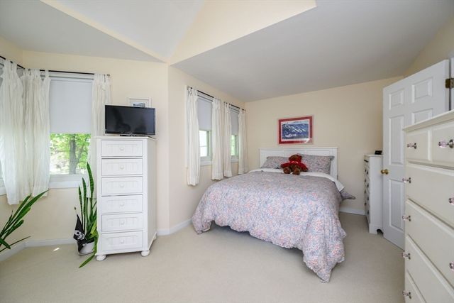 24 School St. A, Hull, MA 02045
