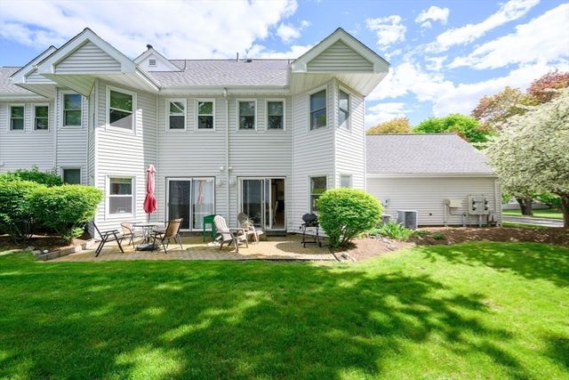 24 School St. A, Hull, MA 02045