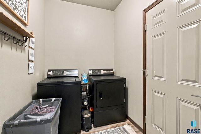215 N Everest Ave Avenue, Tea, SD 57064