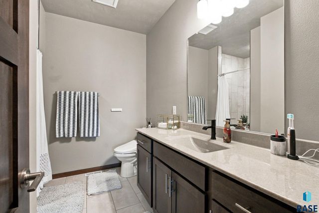 215 N Everest Ave Avenue, Tea, SD 57064