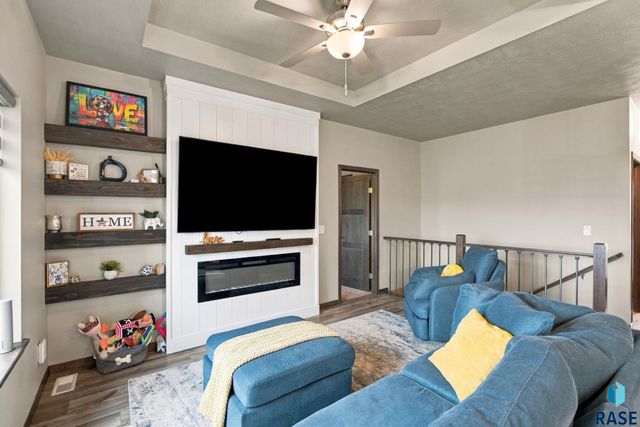 215 N Everest Ave Avenue, Tea, SD 57064
