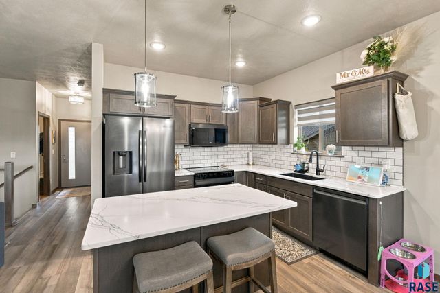 215 N Everest Ave Avenue, Tea, SD 57064