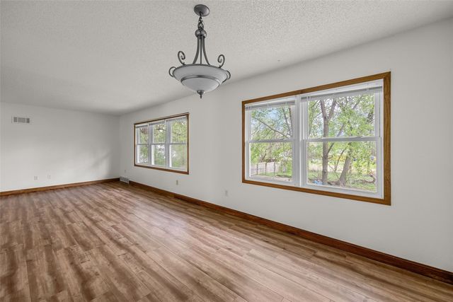 508 6th Street, Coralville, IA 52241