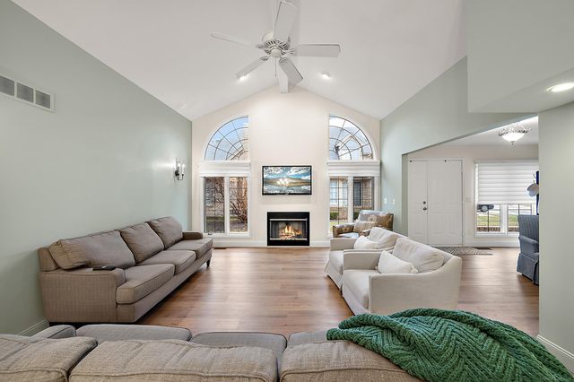 16921 Coral Drive, Macomb Twp, MI 48042