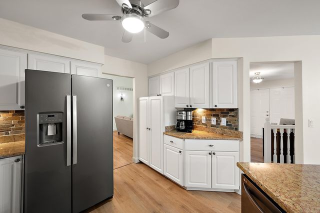 16921 Coral Drive, Macomb Twp, MI 48042