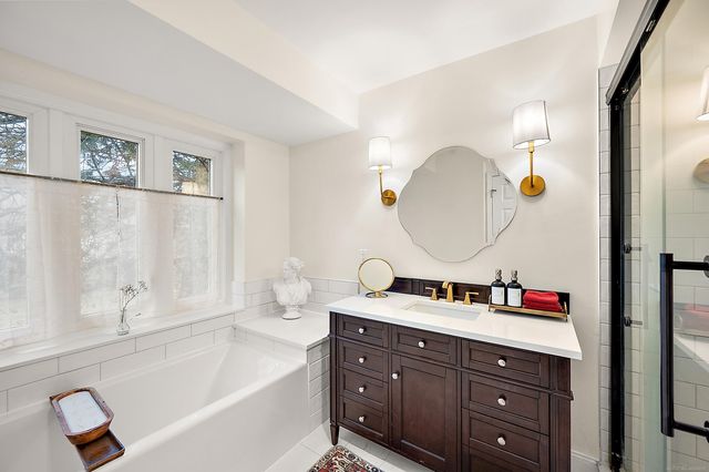 16921 Coral Drive, Macomb Twp, MI 48042