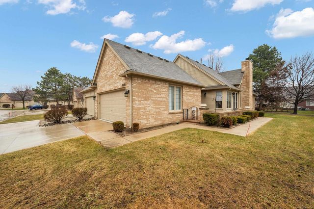 16921 Coral Drive, Macomb Twp, MI 48042