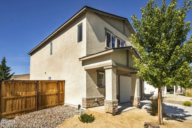 8918 Wolf Moon Drive, Reno, NV 89506