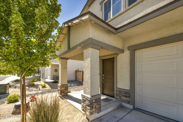 8918 Wolf Moon Drive, Reno, NV 89506