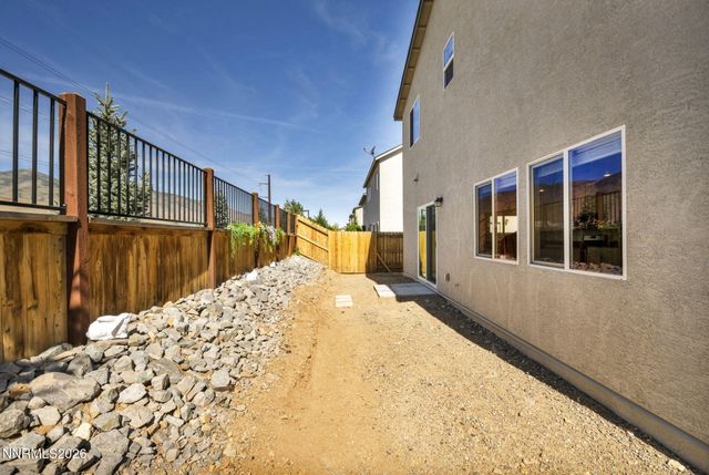 8918 Wolf Moon Drive, Reno, NV 89506