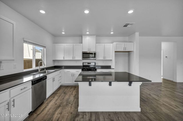 8918 Wolf Moon Drive, Reno, NV 89506