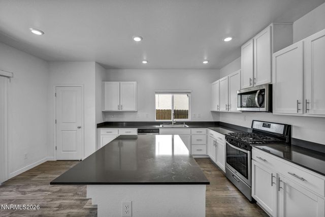8918 Wolf Moon Drive, Reno, NV 89506