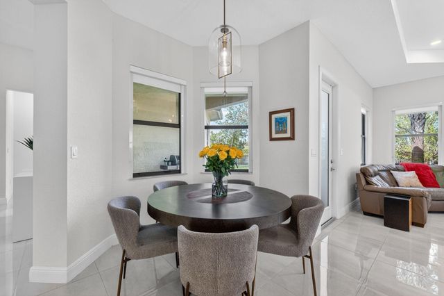 12485 N Parkland Bay Trail, Parkland, FL 33076