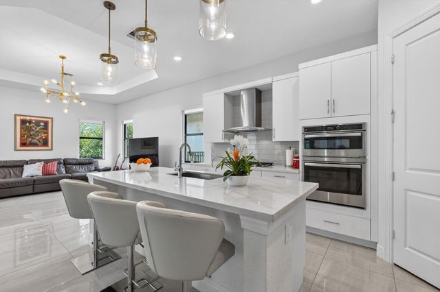 12485 N Parkland Bay Trail, Parkland, FL 33076