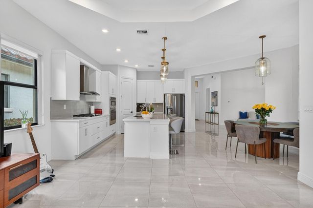 12485 N Parkland Bay Trail, Parkland, FL 33076