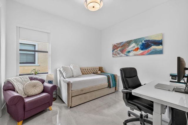 12485 N Parkland Bay Trail, Parkland, FL 33076