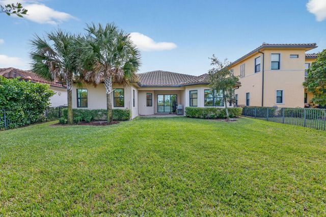 12485 N Parkland Bay Trail, Parkland, FL 33076