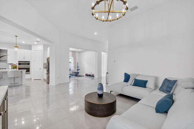 12485 N Parkland Bay Trail, Parkland, FL 33076