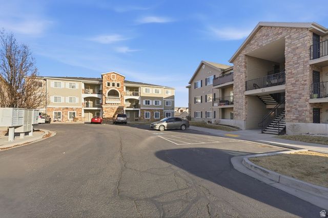 1936 N CREST RD, Saratoga Springs, UT 84045