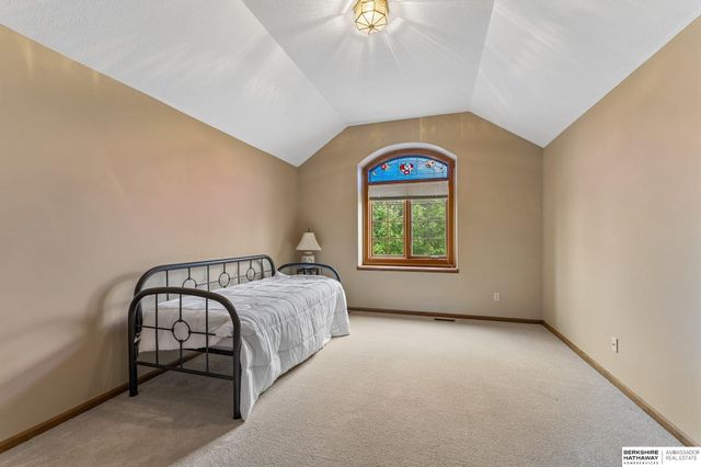 2338 N 133rd Circle, Omaha, NE 68164