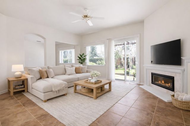 3269 Aruba St, West Sacramento, CA 95691