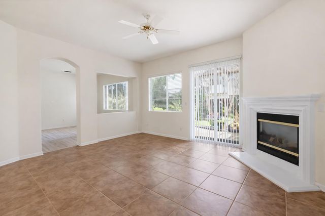 3269 Aruba St, West Sacramento, CA 95691