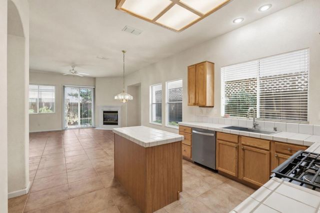 3269 Aruba St, West Sacramento, CA 95691