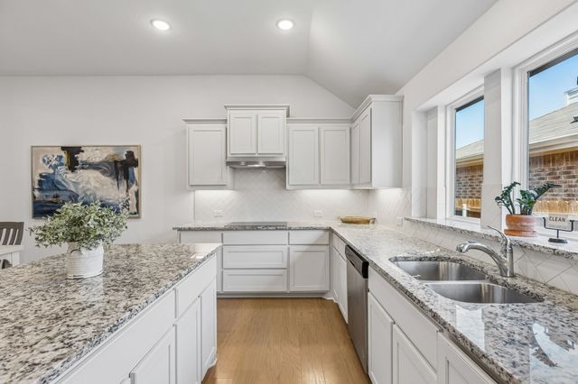 685 Coleman Street, Aubrey, TX 76227