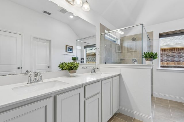 685 Coleman Street, Aubrey, TX 76227