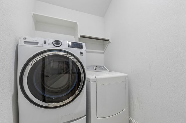 685 Coleman Street, Aubrey, TX 76227