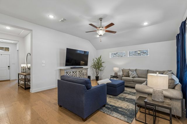 685 Coleman Street, Aubrey, TX 76227