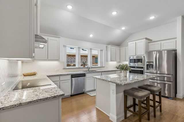 685 Coleman Street, Aubrey, TX 76227