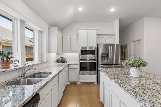 685 Coleman Street, Aubrey, TX 76227