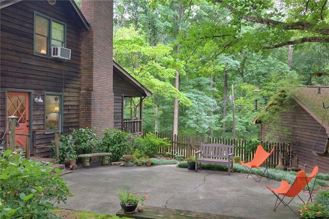 496 Carlouetta Road SW, Mableton, GA 30126