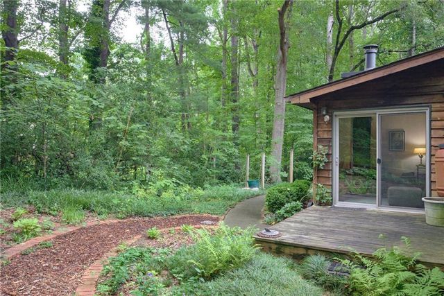 496 Carlouetta Road SW, Mableton, GA 30126