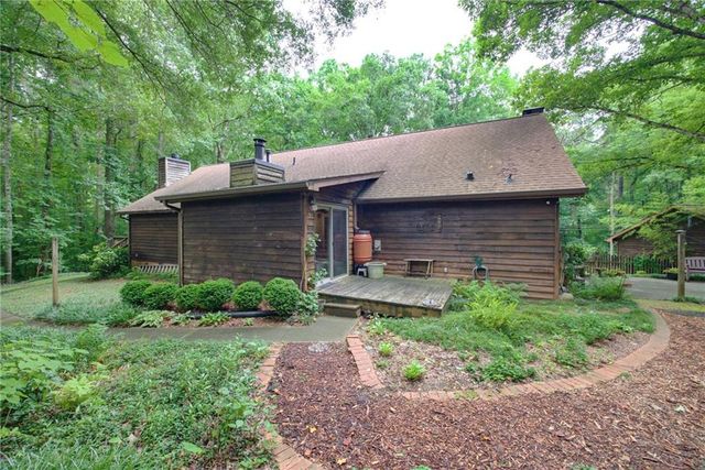 496 Carlouetta Road SW, Mableton, GA 30126