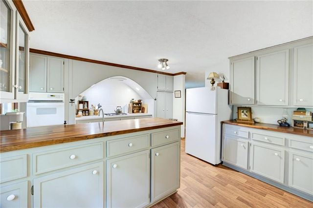 496 Carlouetta Road SW, Mableton, GA 30126