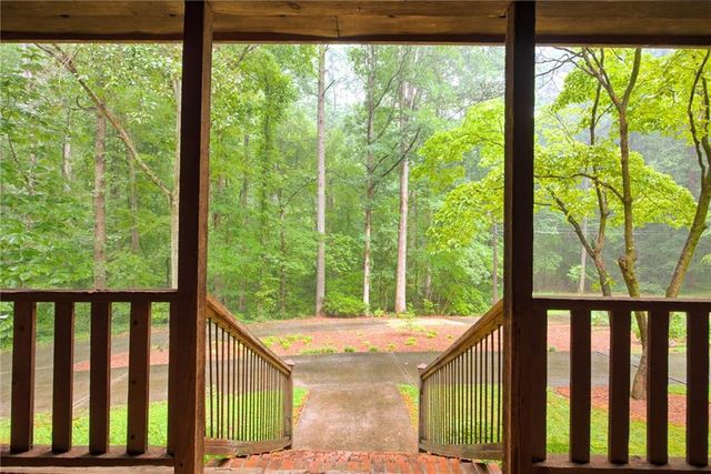 496 Carlouetta Road SW, Mableton, GA 30126