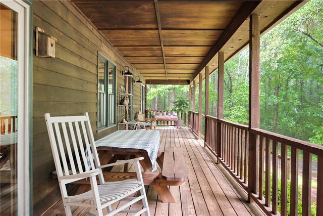 496 Carlouetta Road SW, Mableton, GA 30126