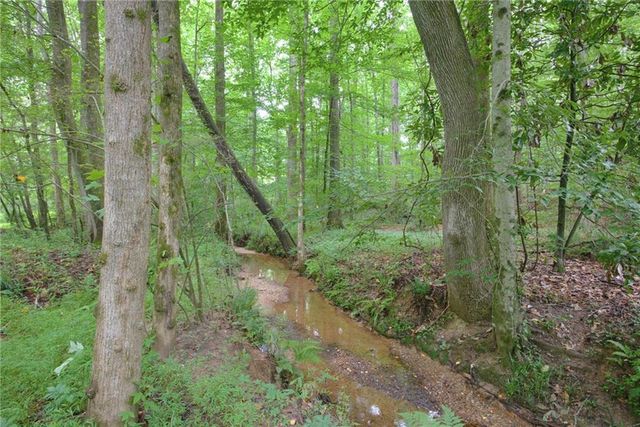 496 Carlouetta Road SW, Mableton, GA 30126