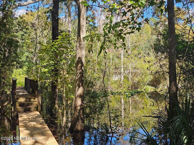 2061 HARVARD Street, Middleburg, FL 32068