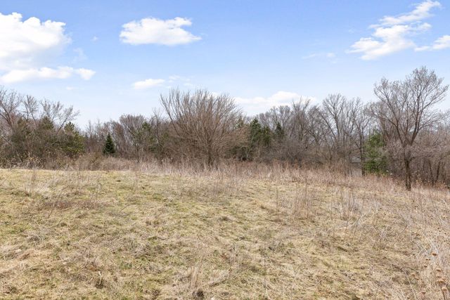 10 Sunny Side Lane, Sunfish Lake, MN 55118